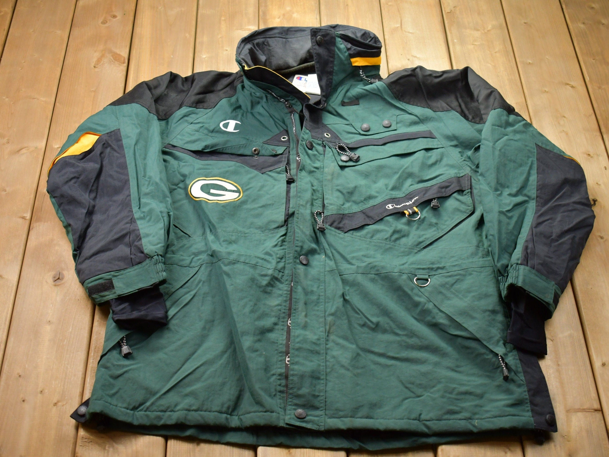 Vintage 1990s Champion Green Bay Packers NFL Windbreaker Jacket