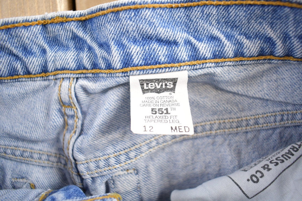 Vintage 1990s Levi's 551 Jeans Size 32x30