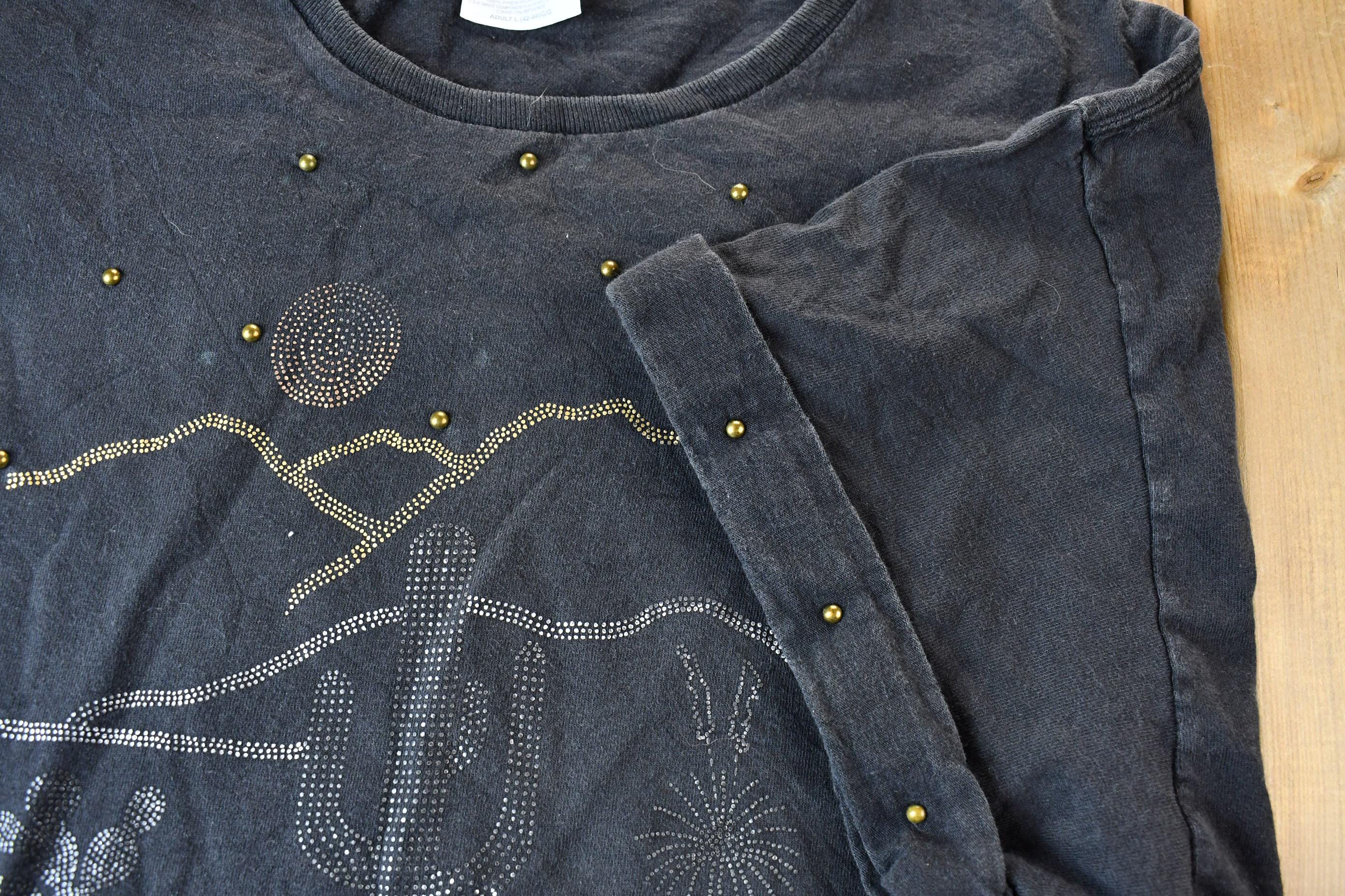 Vintage 1990s Bead and Rhinestone Embroidered Cuffed Sleeved Souvenir Arizona Western Vista Graphic T-Shirt