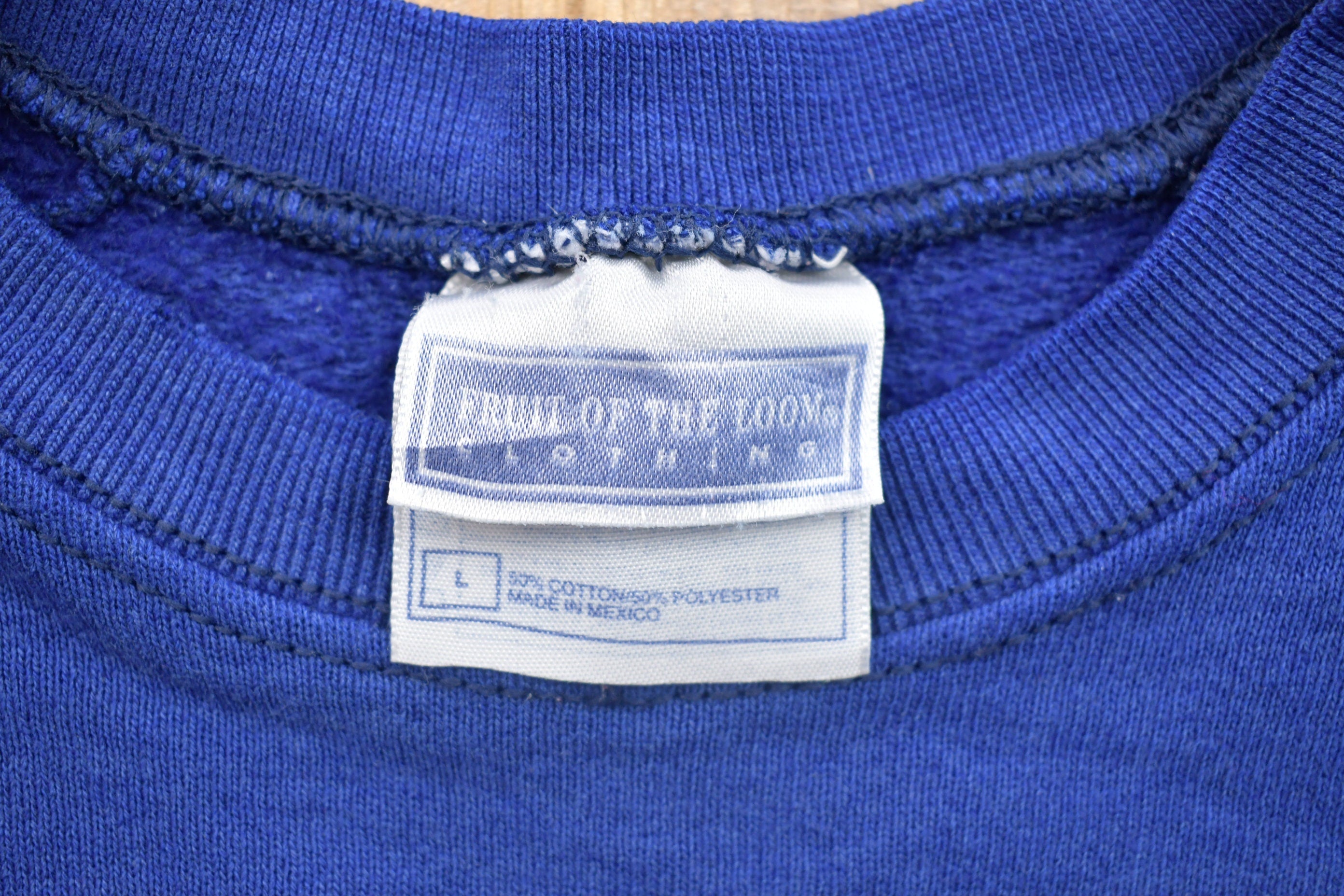 Vintage 1990s Blank Raglan Crewneck Sweatshirt