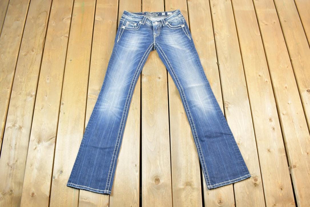 Vintage Y2K Miss Me Bedazzled Low Rise Jeans Size 26x31