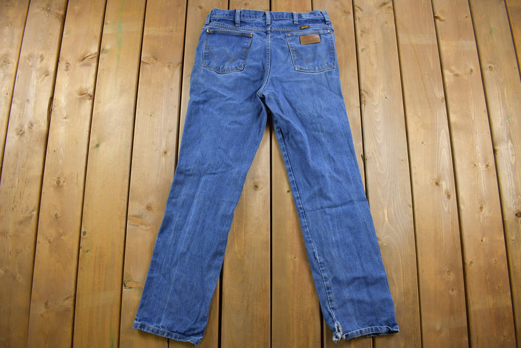 Vintage 1990's Wrangler Dark Wash Blue Jeans Size 32 x 31