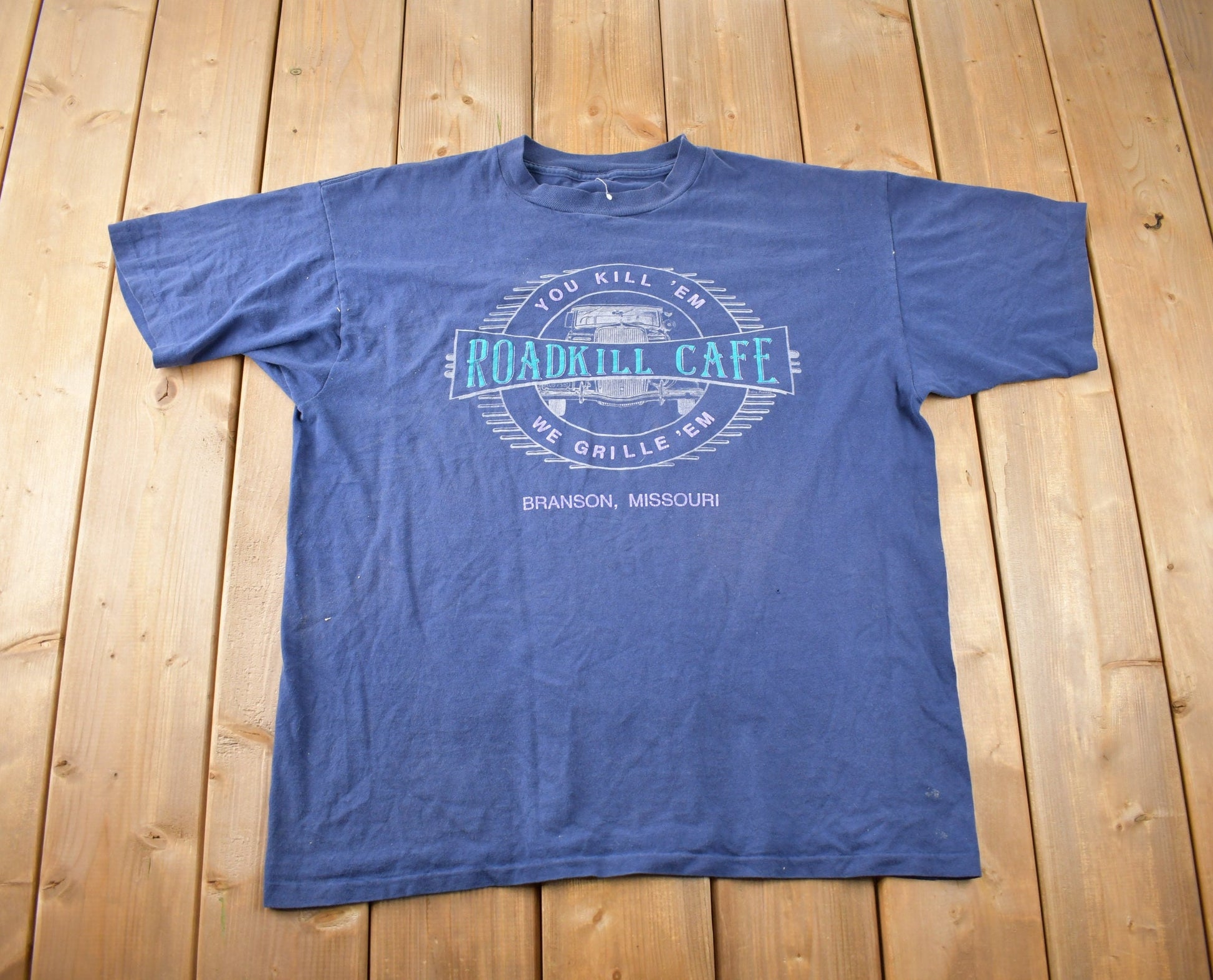 Vintage 1990s Roadkill Cafe Branson Missouri Travel T Shirt Made In USA Size XL