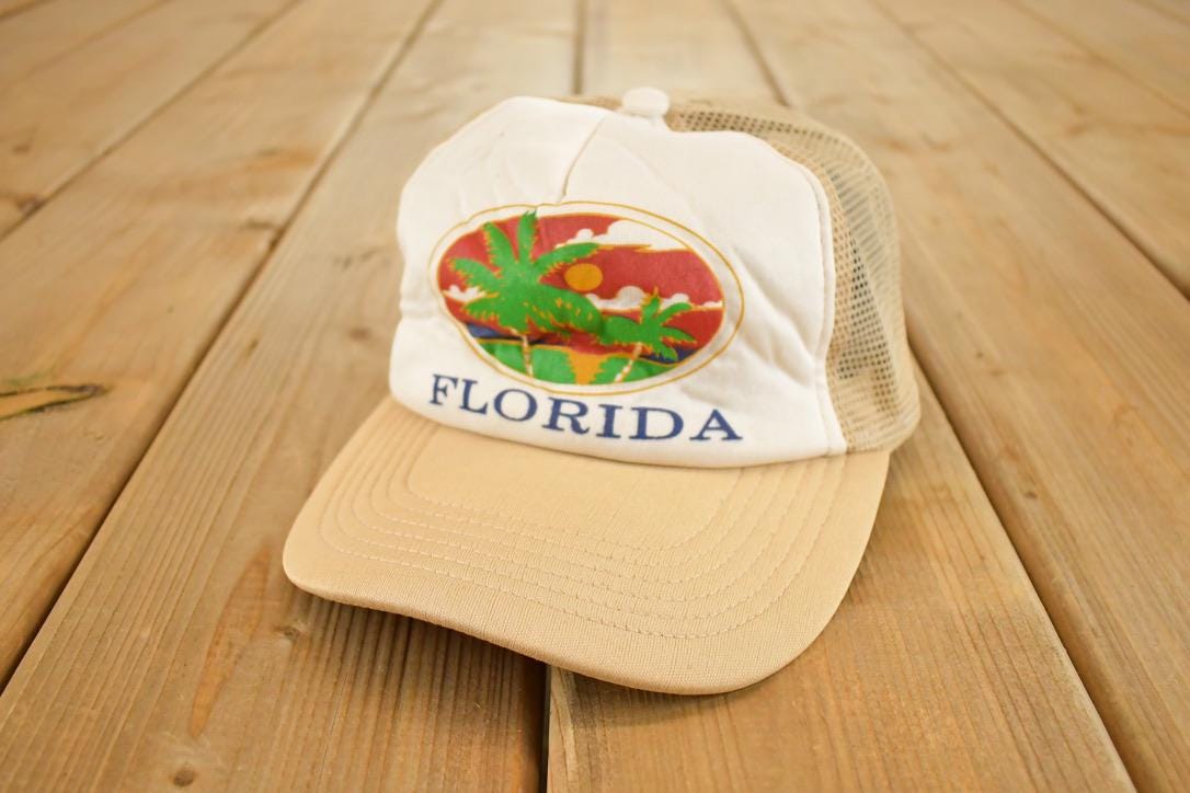 Vintage 1980s Florida Happy Camper Peninsula Snapback Hat /