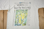 Vintage 2001 Los Angeles Lakers NBA Basketball Championship Newspaper Graphic T-Shirt Size M