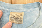 Vintage 1990s The Mountain Tye Dye Multi Fish Souvenir Travel T-Shirt Men's XL