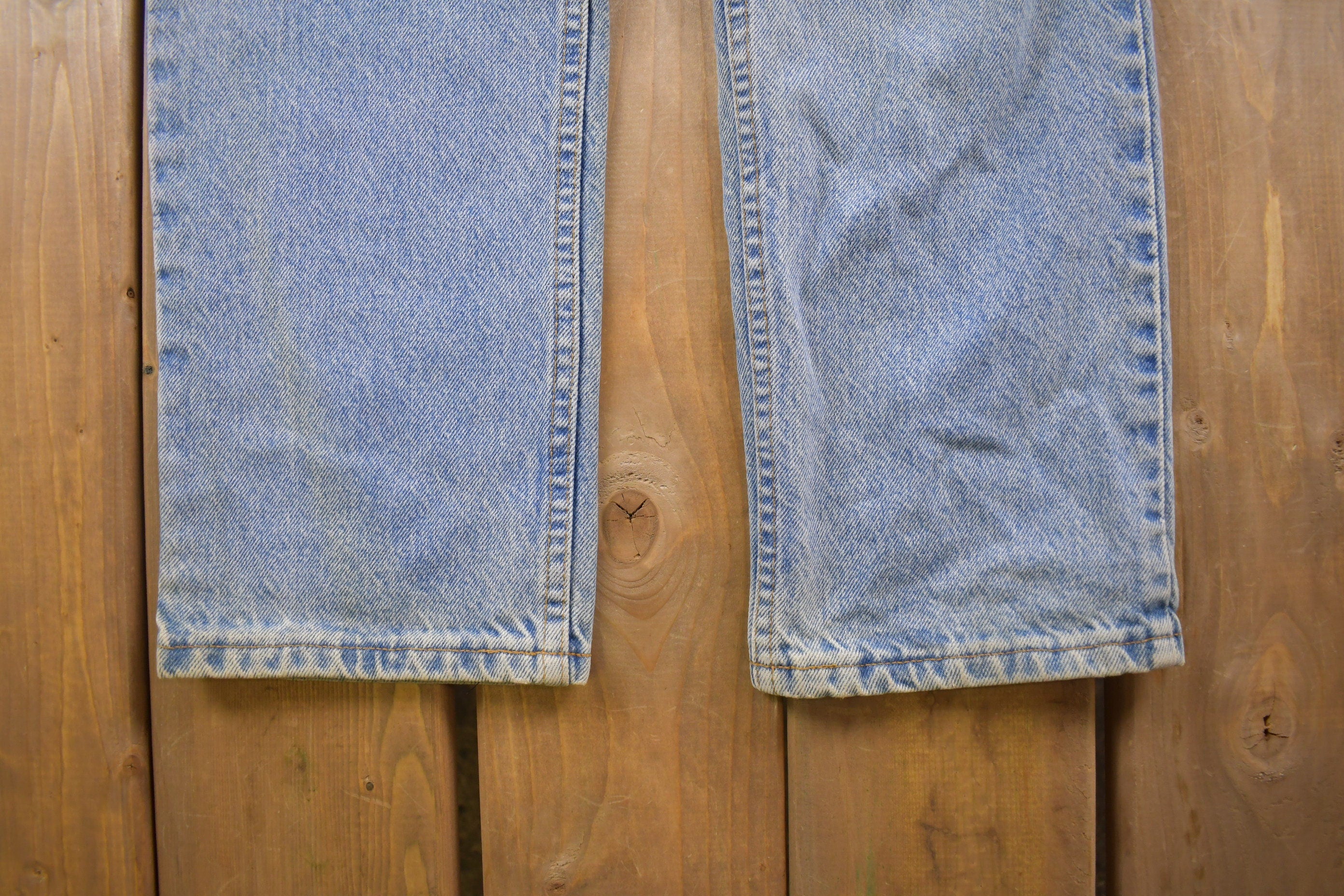 Vintage 1990s Levi's 512 Red Tab Jeans Size 28 x 33