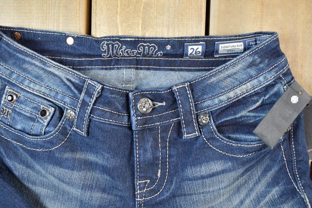 Vintage Deadstock Y2K Miss Me Bedazzled Low Rise Jeans Size 26x31