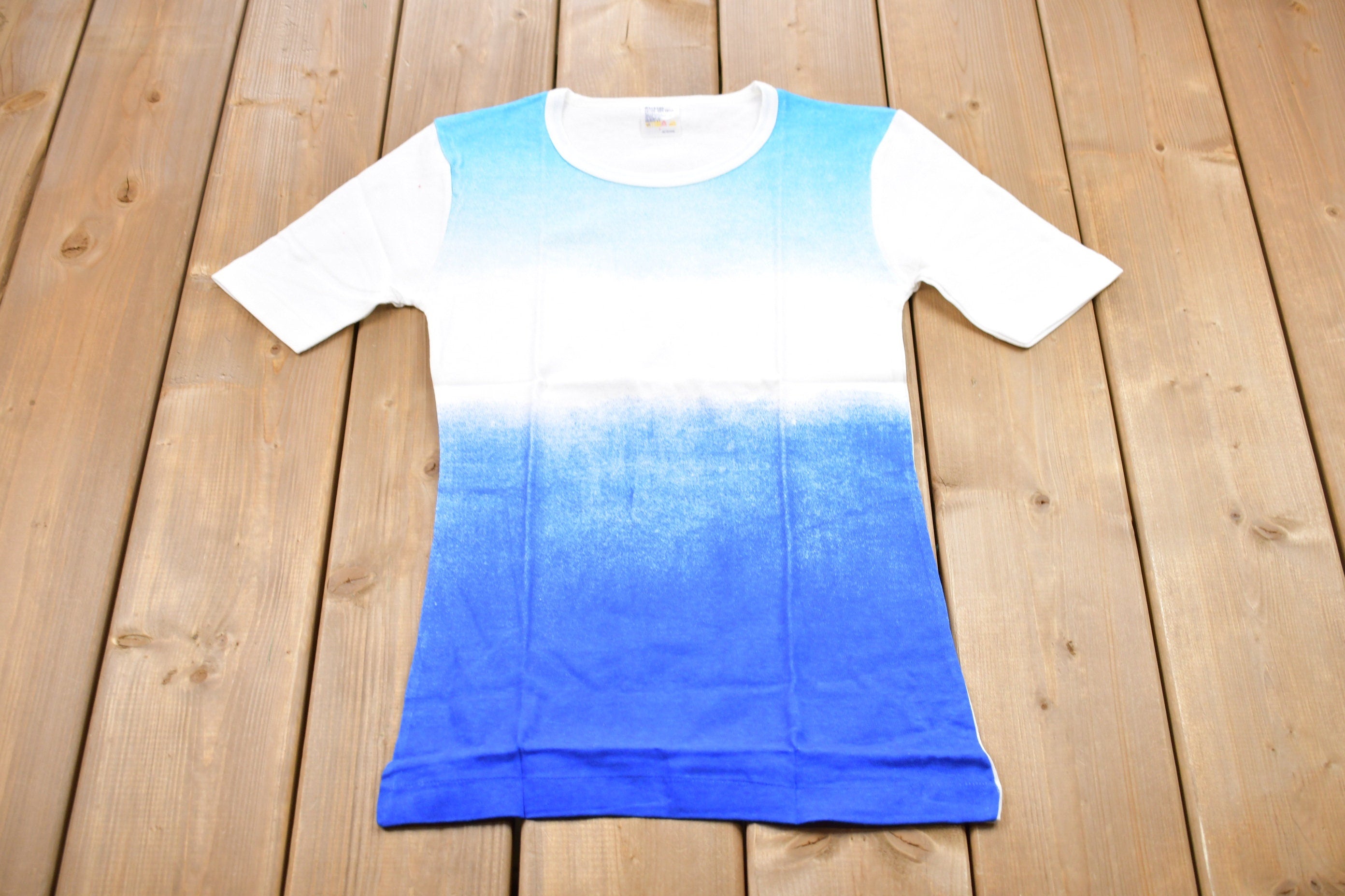 Vintage 1970s Contrast Faded Graphic T-Shirt