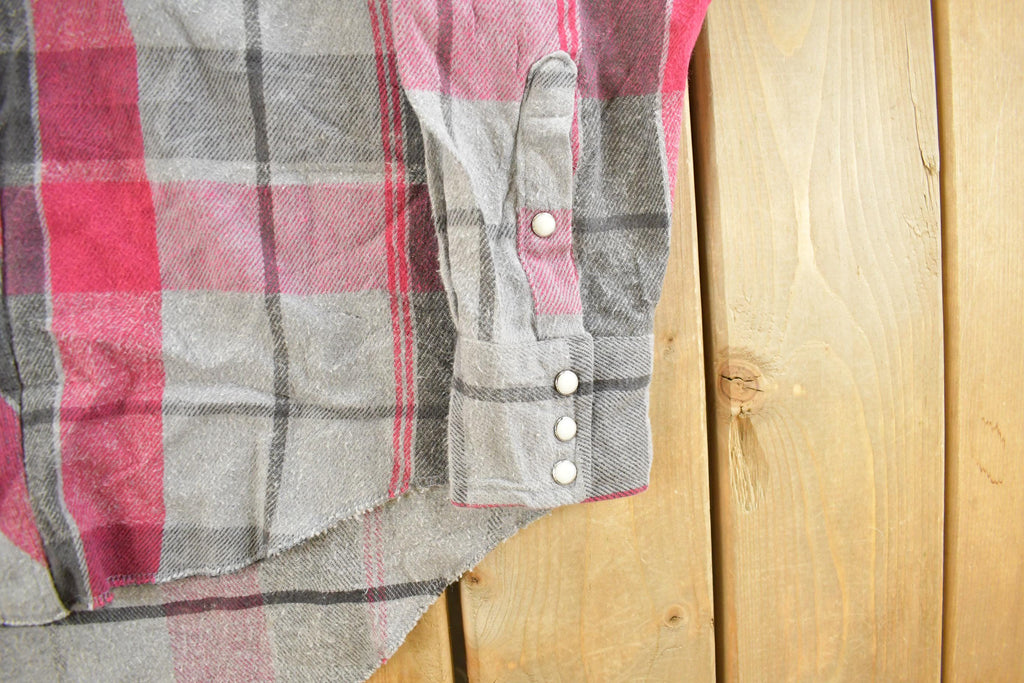 Vintage 1990s Wrangler Western Plaid Flannel Pearl Snap Shirt Men's Large