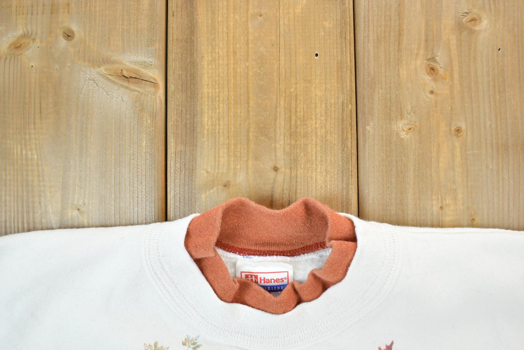 Vintage 1990s Leaf Birds Cute Fall Style Crewneck Sweater / 90s Crewneck / Grandma Sweater / Streetwear / Made In USA / Animal Theme