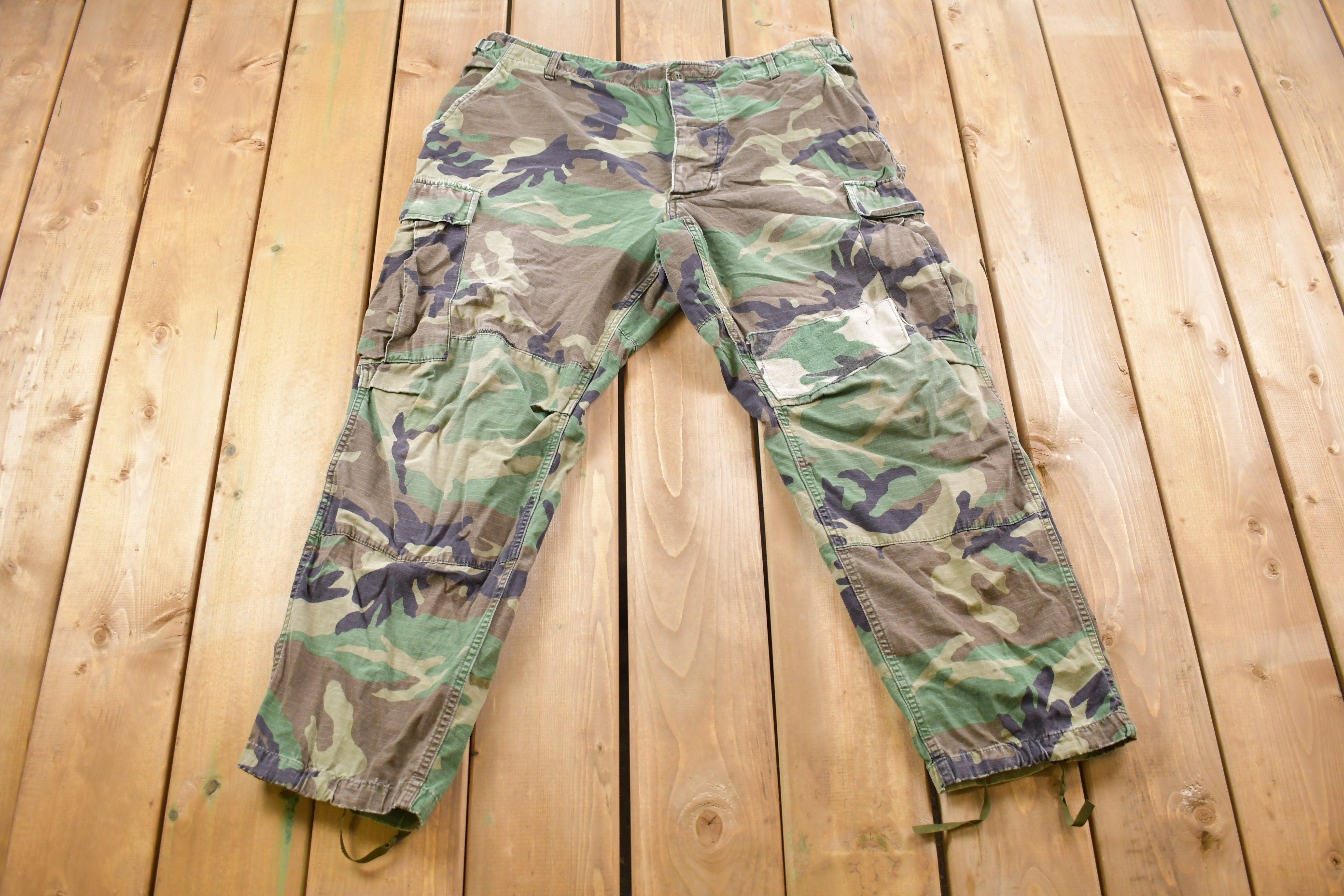 Vintage 1990s Military Woodland Camouflage Cargo Pocket Pants / Streetwear / Army Pants / Military Pant's / Vintage Cargos / Made In