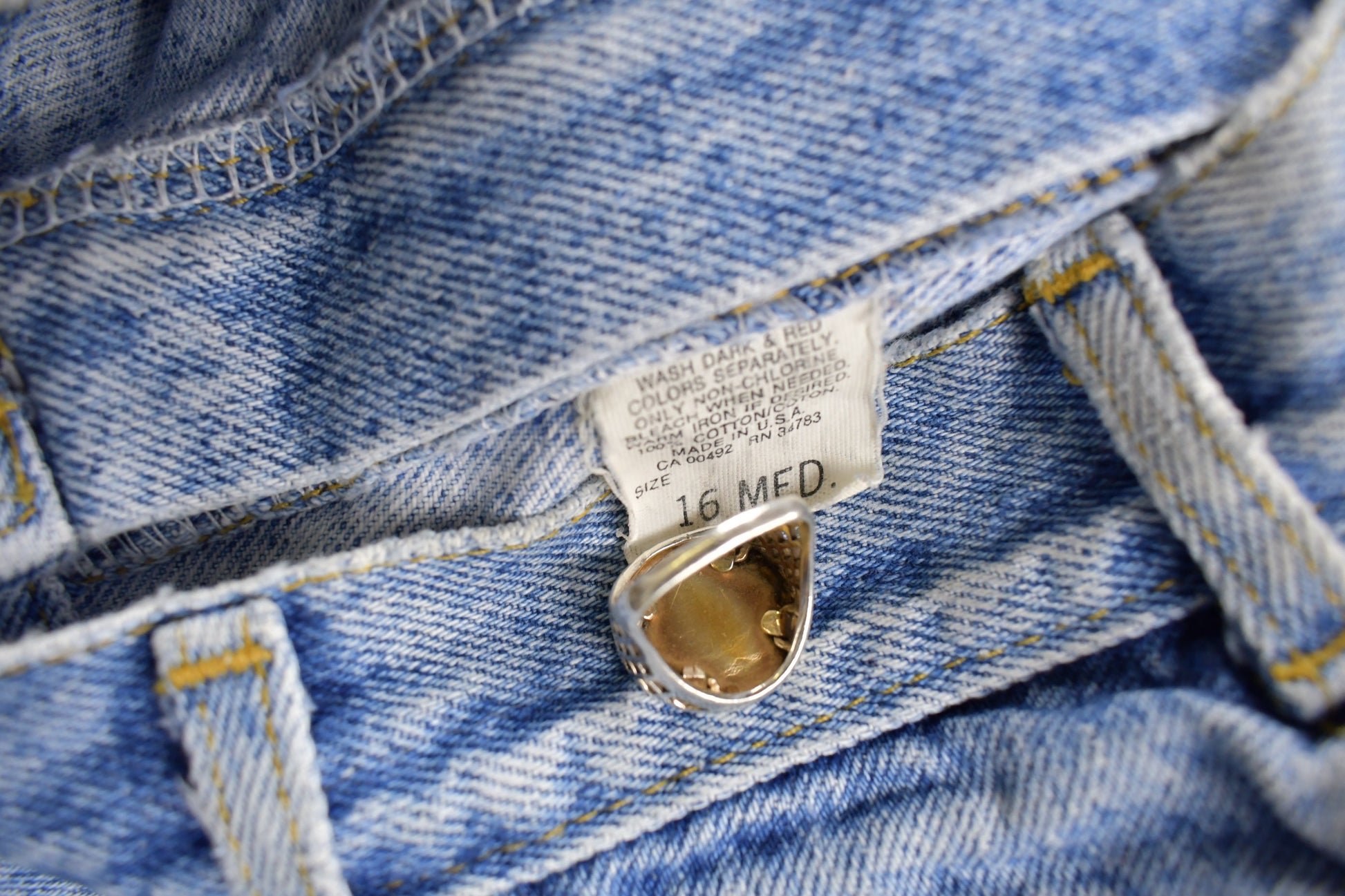 Vintage 1980s Lee Light Wash Denim Women's Jeans Size 32 x 28