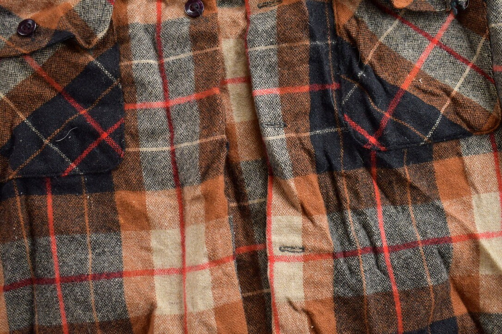 Vintage 1990s Cranbrook Plaid Wool Flannel Button Up Shirt