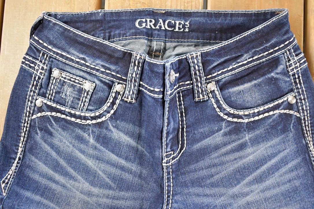 Vintage Deadstock Y2K Grace In LA Bedazzled Bootcut Low Rise Jeans Women's Size 26 x 32