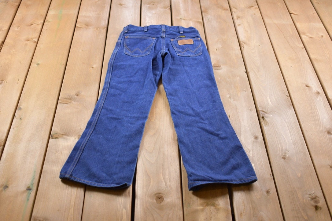 Vintage 1970s Wrangler Bell Bottom Jeans Size 26 x 27