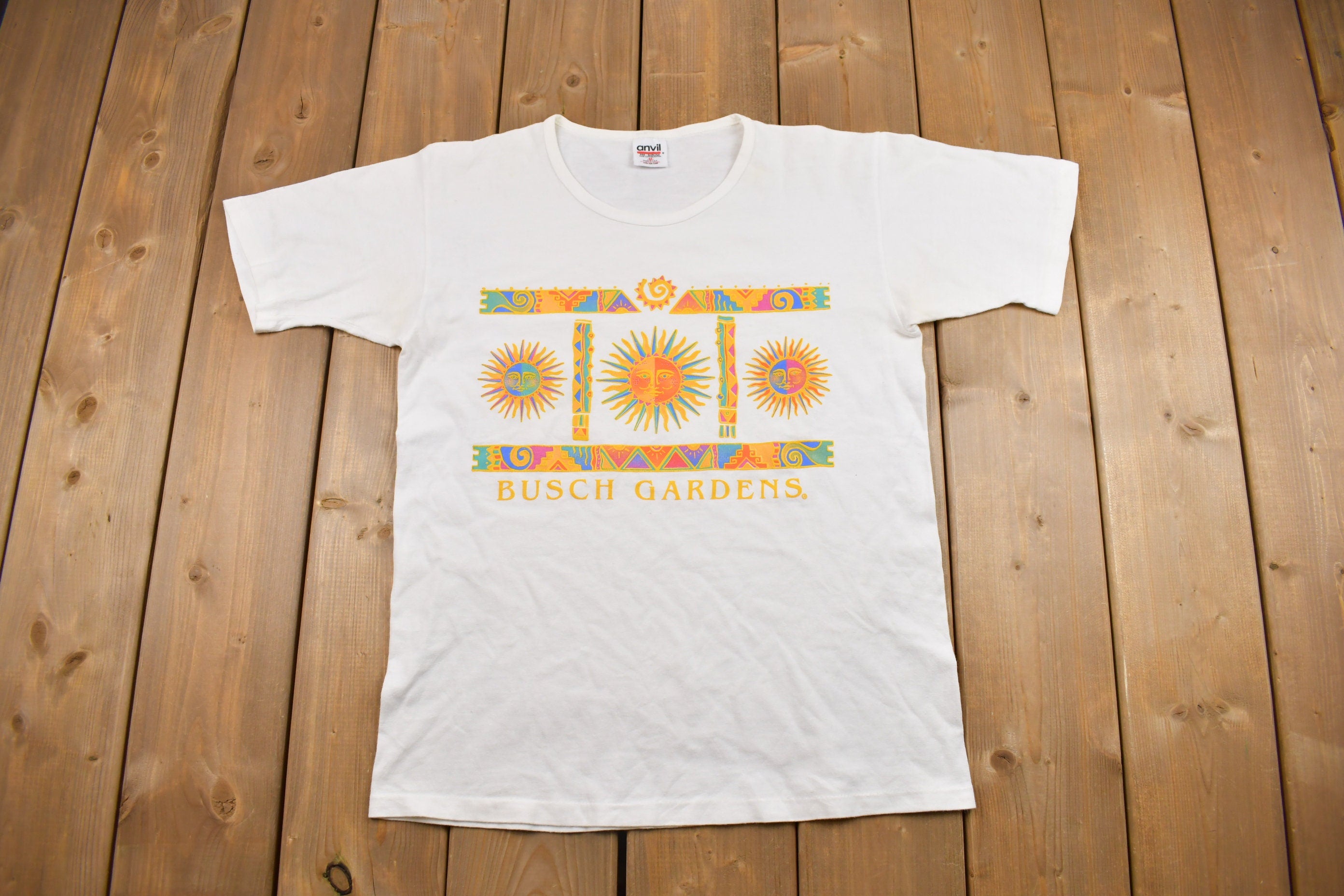 Vintage 1990s Busch Gardens Sun Graphic T Shirt