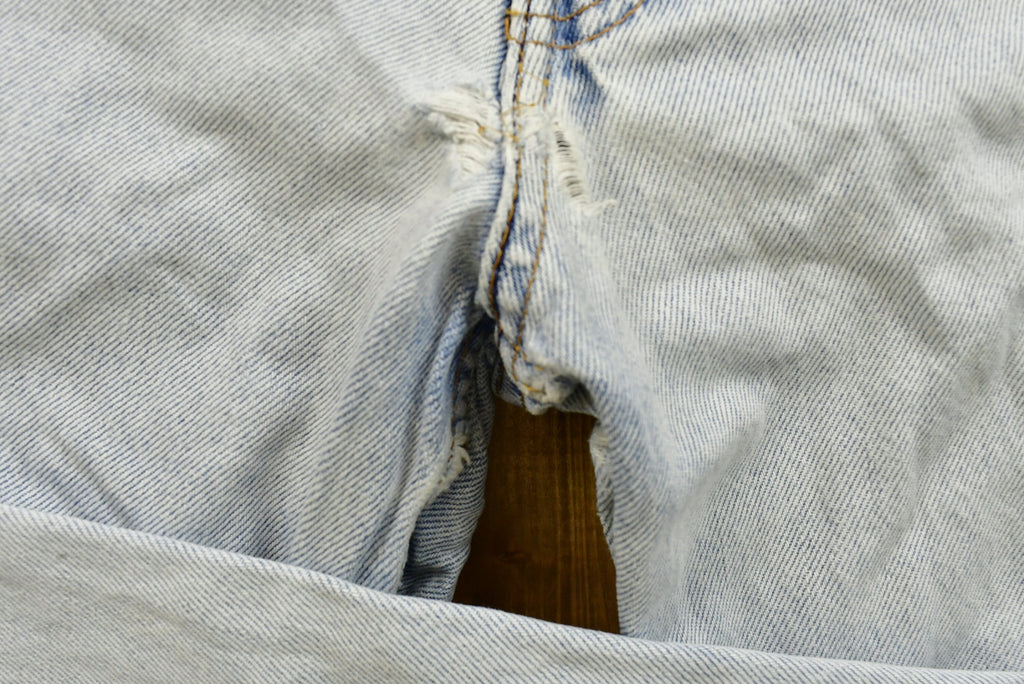 Vintage 90's Levi's 550 Red Tab Jeans Size 8 M
