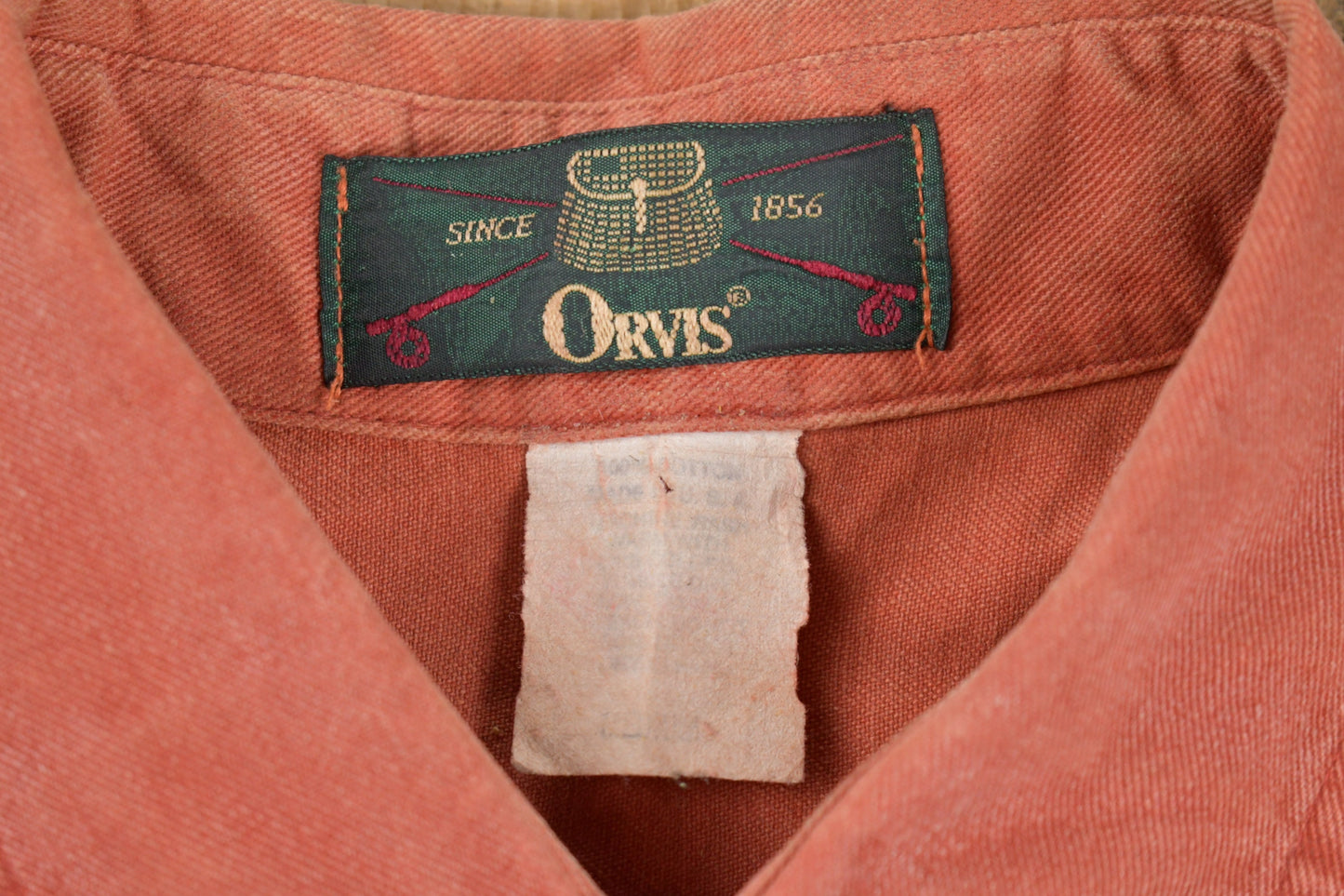 Vintage 1980s Orvis Blank Peach Button Up Shirt / 1990s Button Up / Vintage Flannel / Basic Button Up / Graphic Button Up