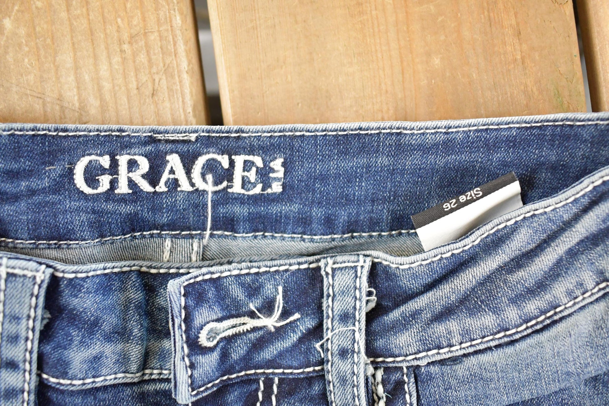 Vintage Deadstock Y2K Grace In LA Bedazzled Cross Bootcut Low Rise Jeans Women's Size 26 x 32