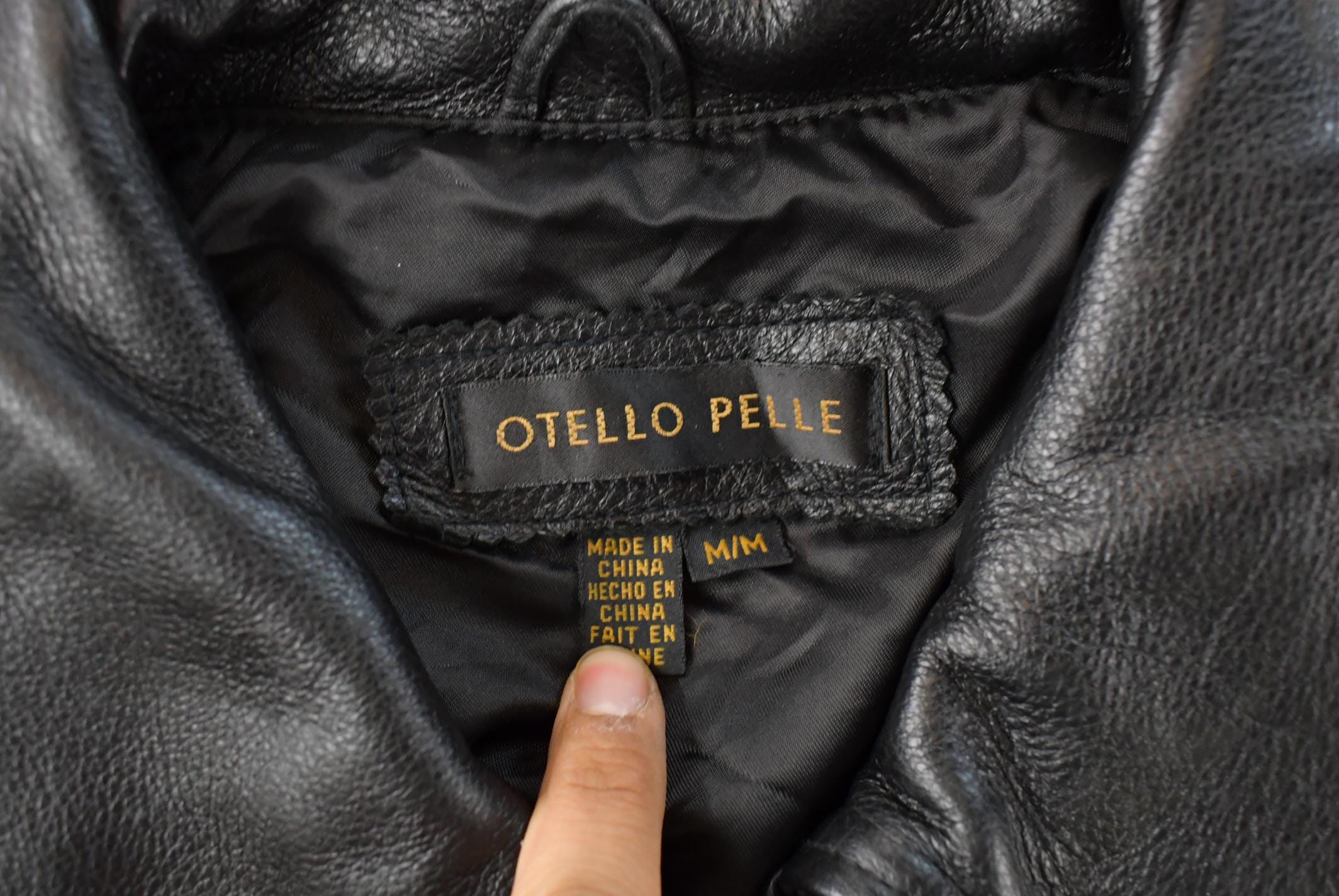 Vintage 1990s Otello Pelle Leather Motorcycle Jacket Women's M / Leather Biker Jacket / Leather Coat / Winter Outerwear / 90s Jacket