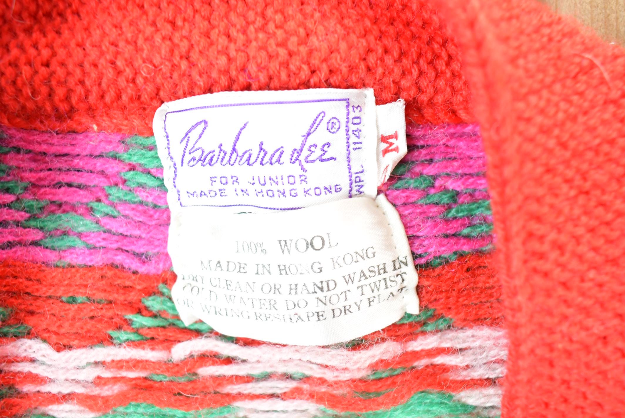 Vintage 1990s Barbara Dee 100% Wool Knit Sweater
