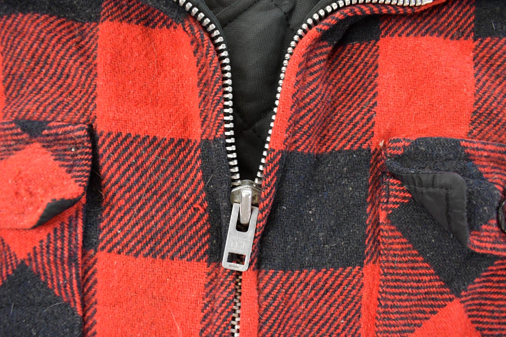 Vintage 1980s Weatherboard Insulated Flannel Jacket Men's Large / Shacket / 80s Plaid Outdoors / Heavyweight / True Vintage