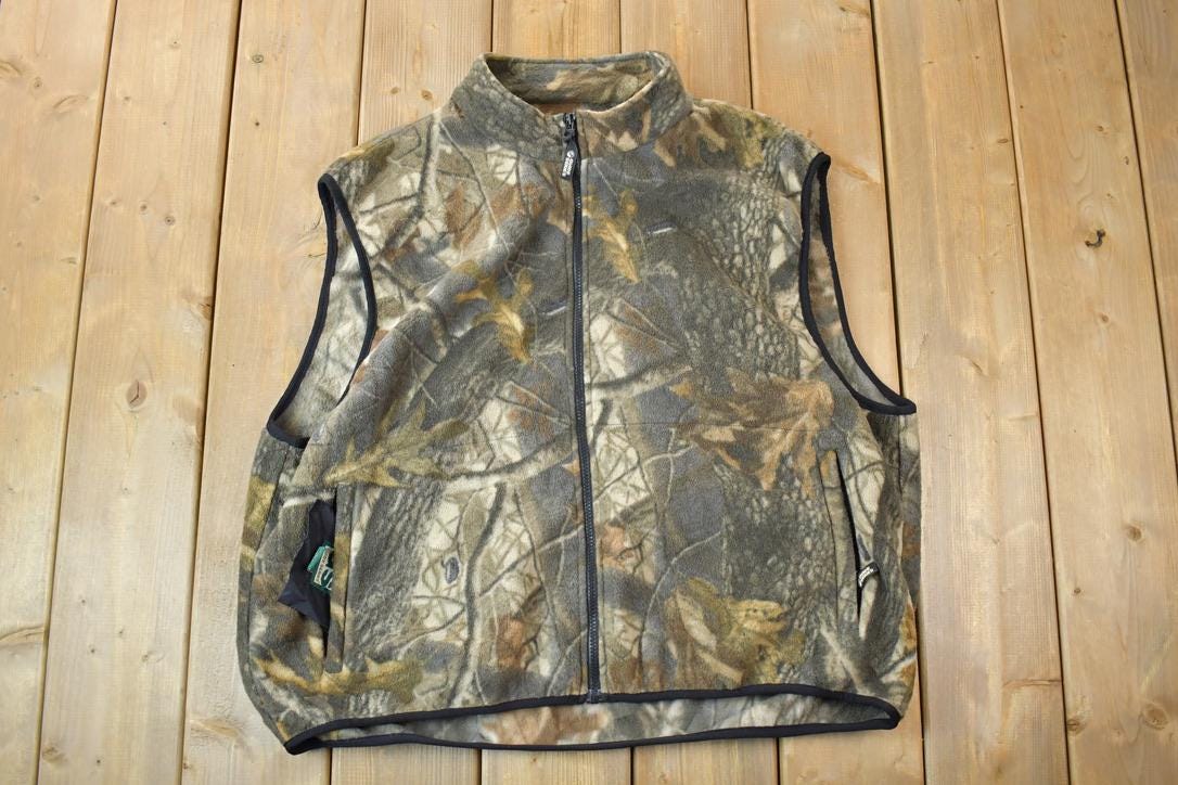 Vintage 1990s Guide Series Camo Fleece Sweater Vest