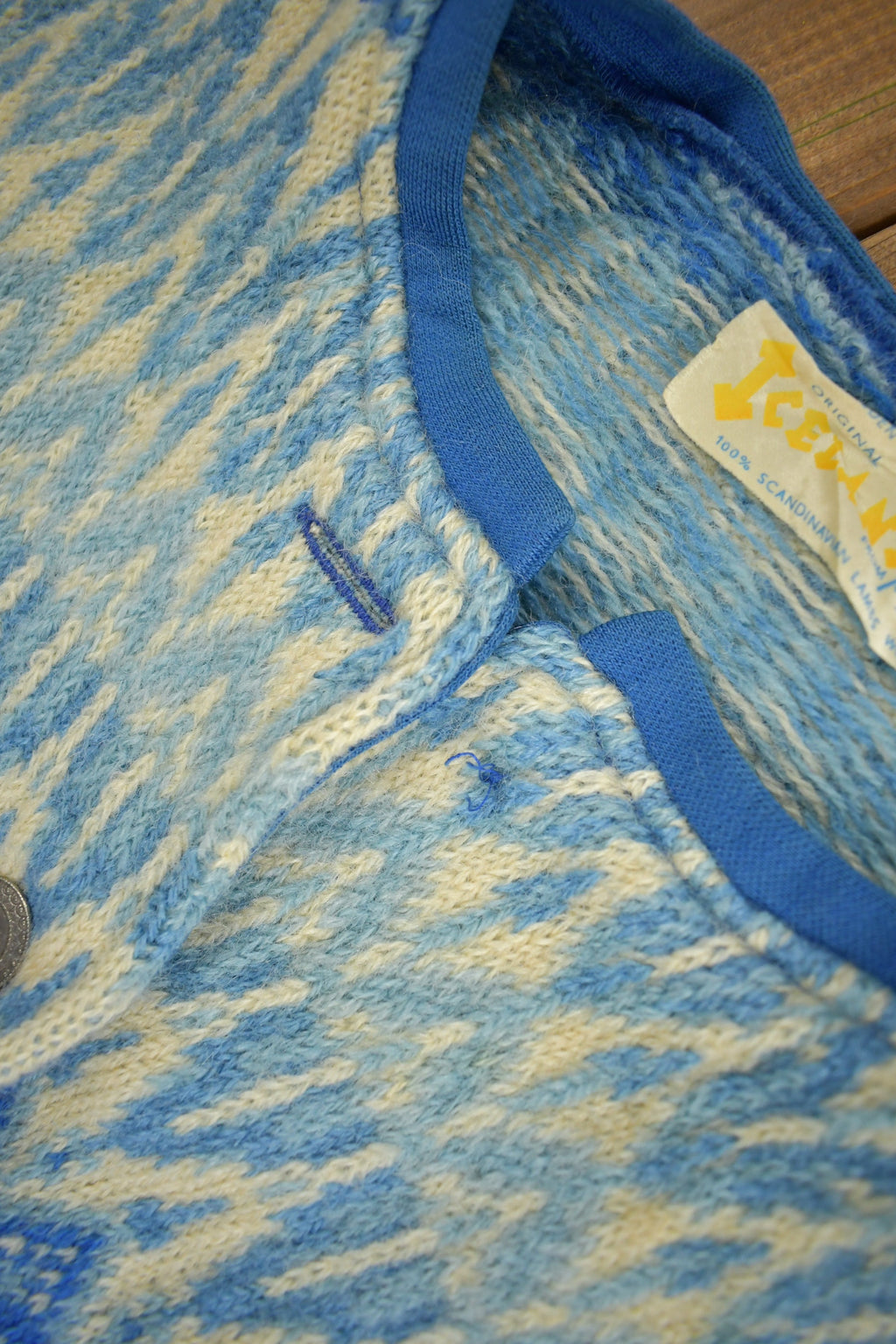 Vintage 1960s Icelandic Hand Knit Cardigan Sweater