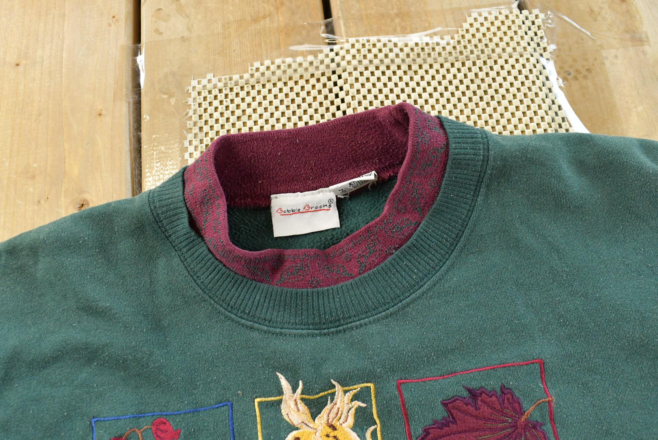 Vintage 1990s Bobbie Brooks Double Collar Embroidered Plants Cute Crewneck Sweater Mens