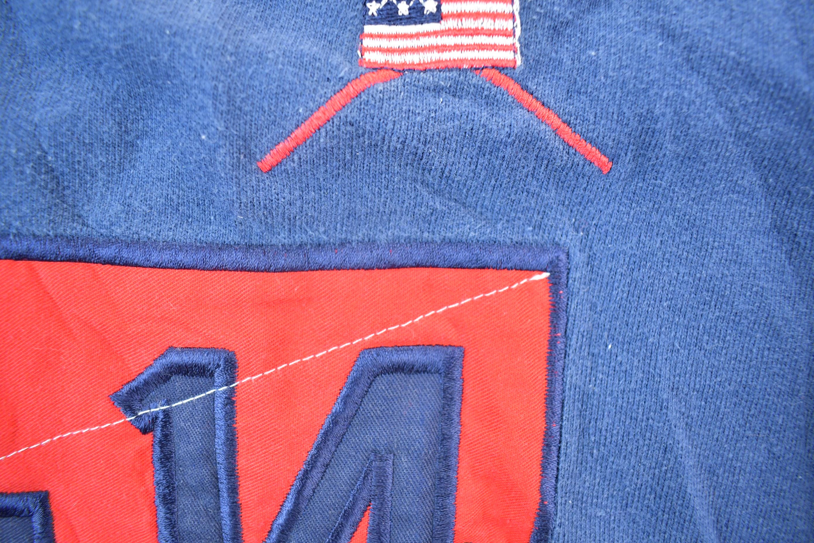 Vintage 1990s Mondetta USA 14 Sport Crewneck Sweatshirt / 90s Crewneck / Made In USA / Streetwear / Embroidered