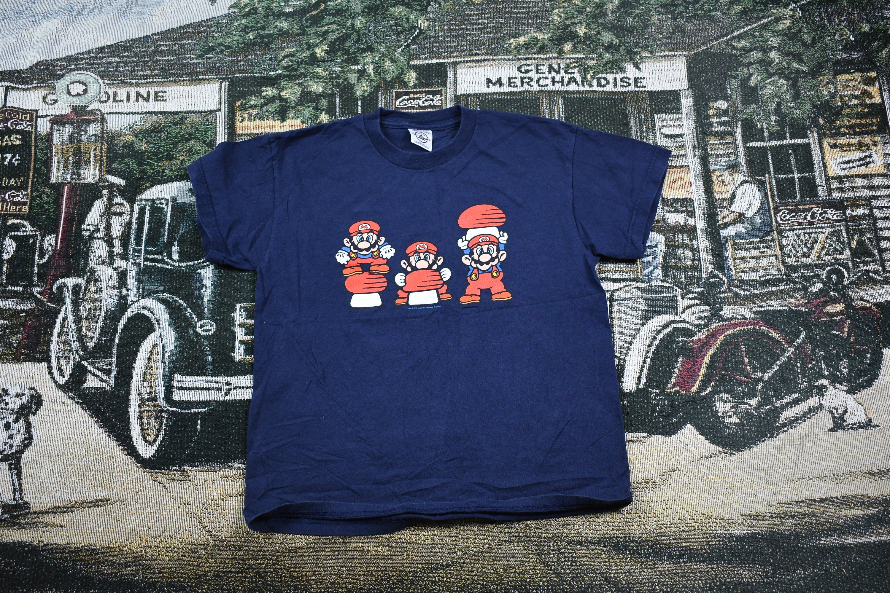 Vintage 2002 Super Mario Bros Nintendo Youth Size T-Shirt