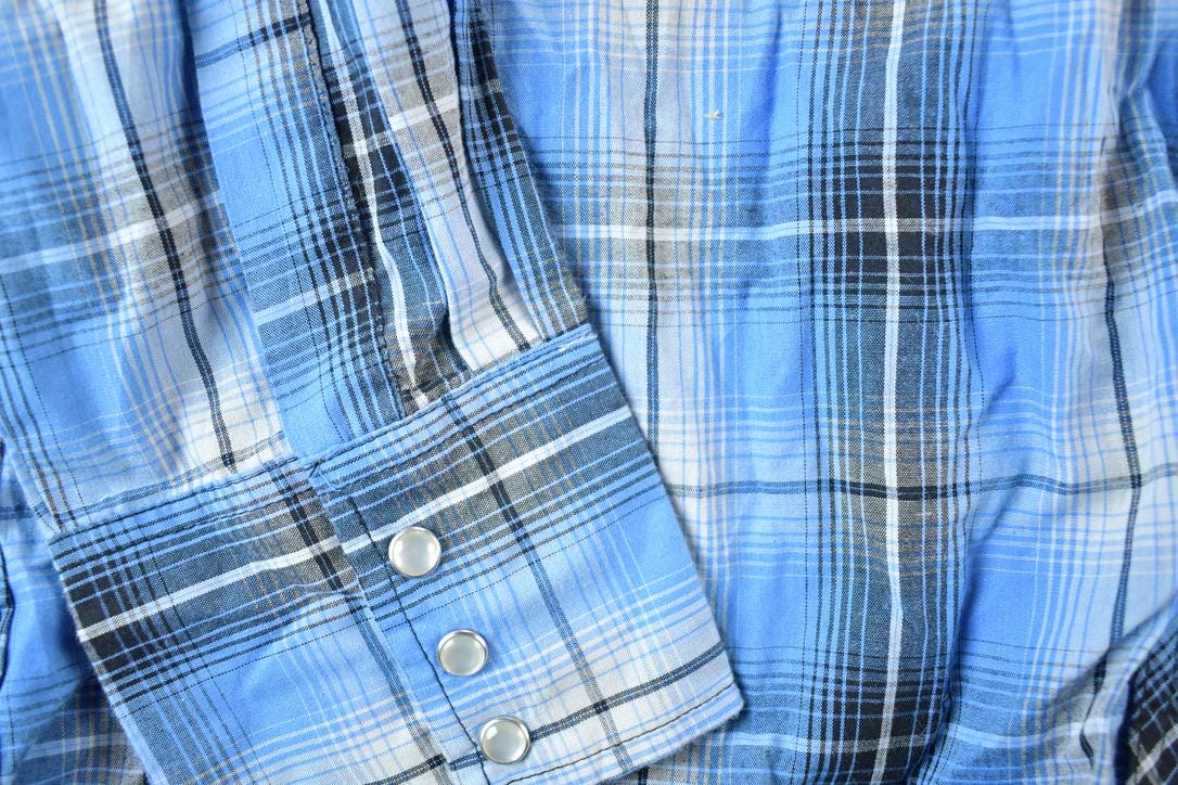 Vintage Y2K Wrangler Western Style Plaid Button Up Shirt Mens M