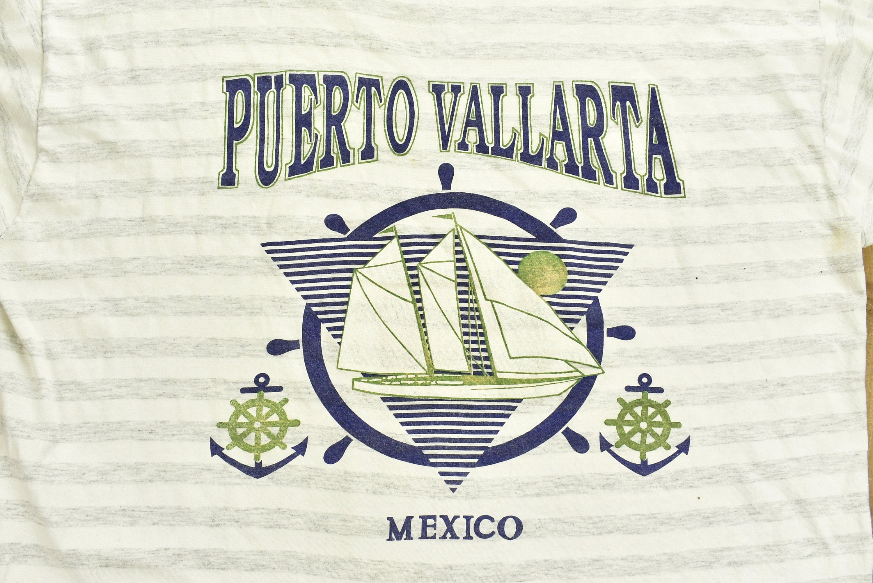 Vintage 1990s Puerto Vallarta Mexico T-Shirt