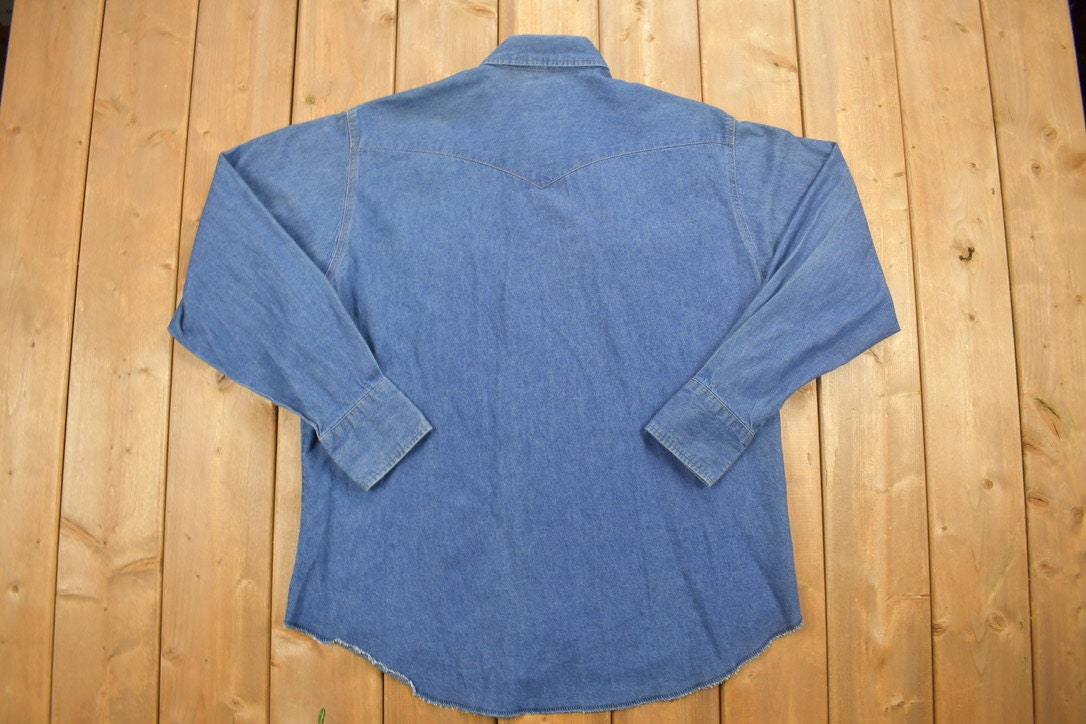 Vintage 1990s Wrangler Western Style Denim Snap Button Shirt