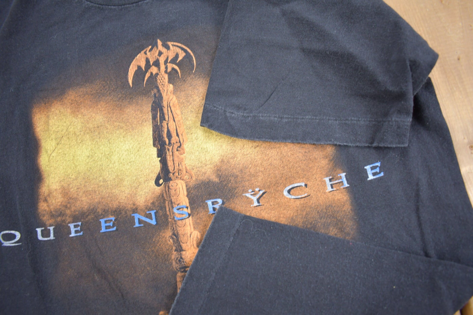 Vintage 1995 Queensrÿche Promised Land Tour Band T-shirt