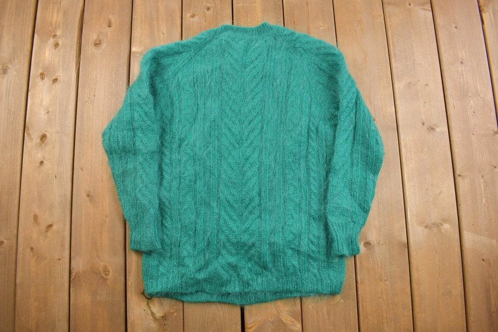 Vintage 1980s Mohair Cable Knit Crewneck Sweater /