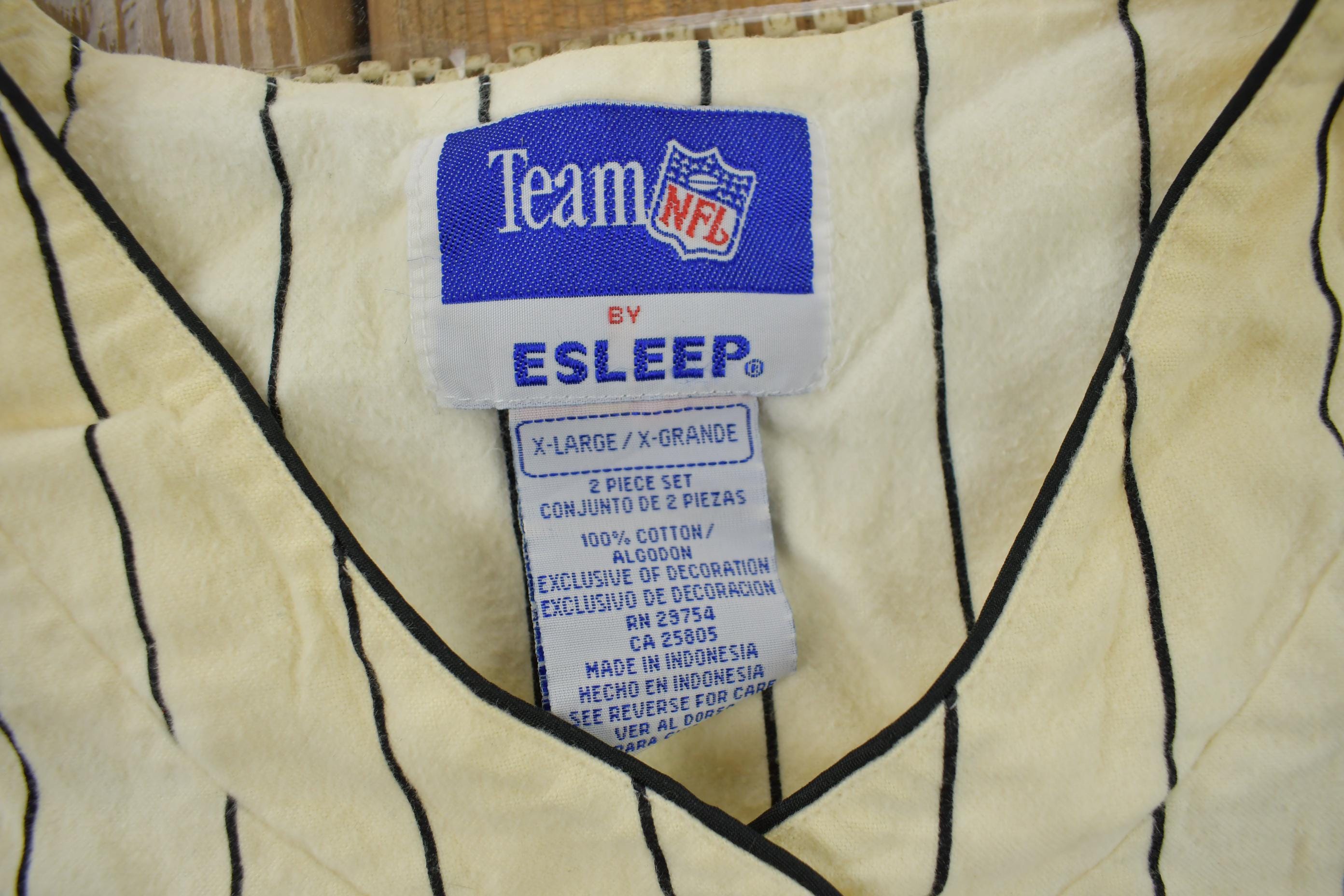Vintage 1990s Pittsburgh Steelers NFL Graphic Pajama Shirt