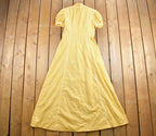 Vintage 1960s Floral Embroidery Dress