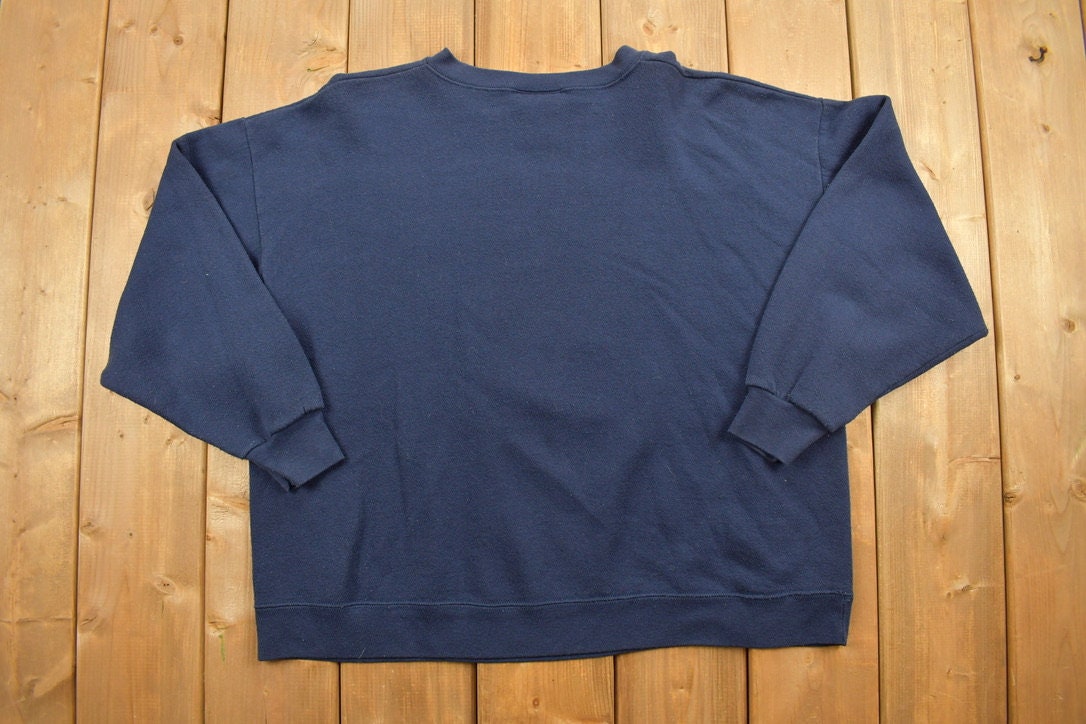 Vintage 1990s Winnie the Pooh Graphic Crewneck Sweatshirt