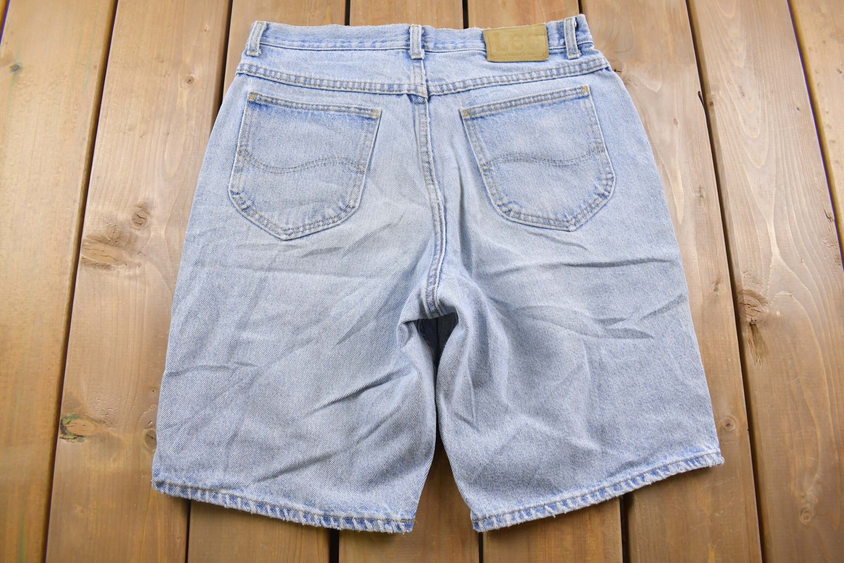 Vintage 1990s Lee Light Wash Jean Shorts 32 x 10
