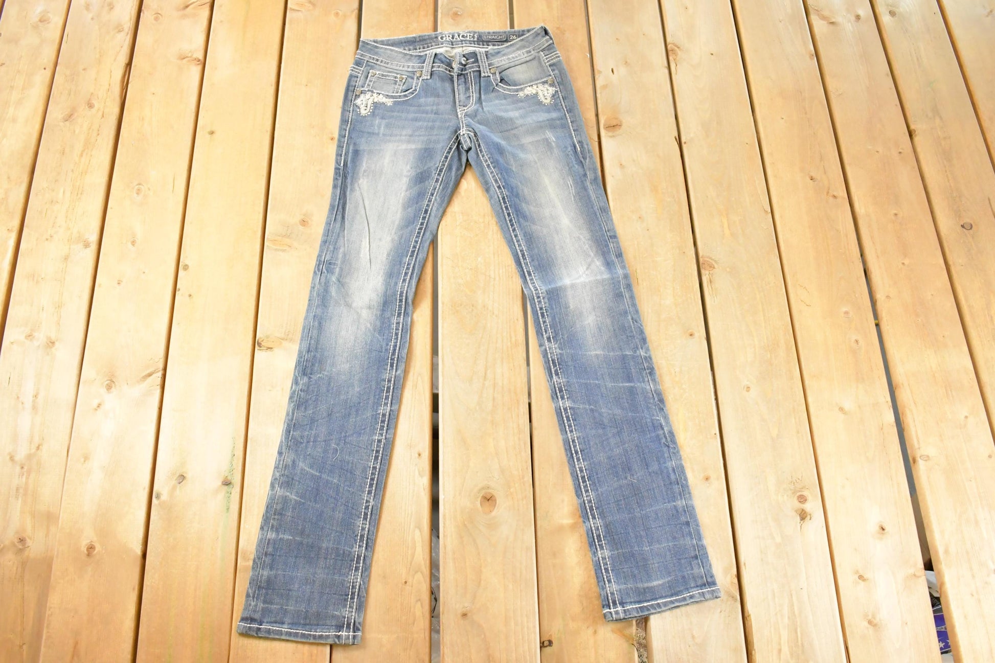 Vintage Deadstock Y2K Grace In LA Bedazzled Straight Low Rise Jeans Women's Size 26 x 31