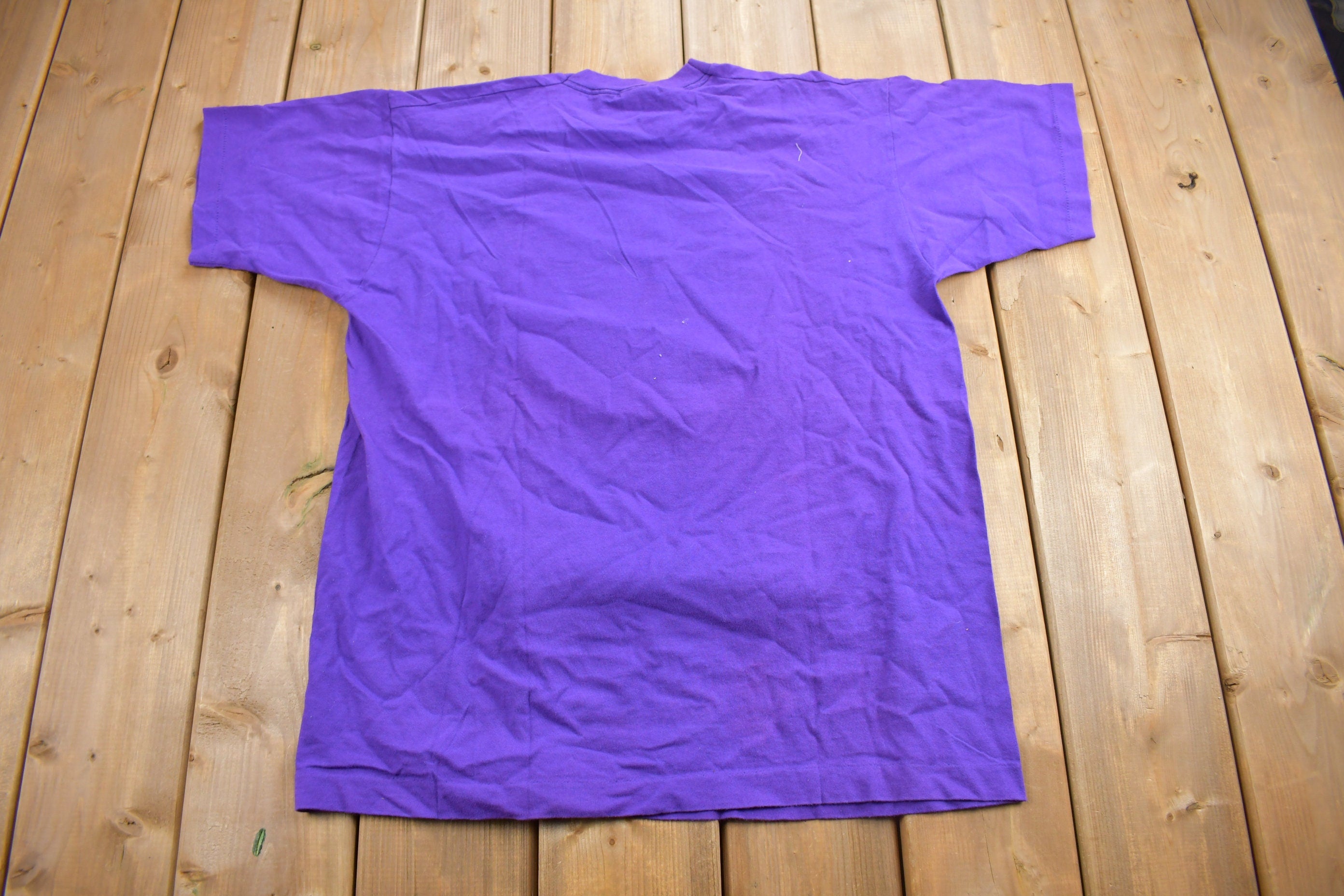 Vintage 1990s Off Campus International Agency Western Orientation Graphic T Shirt