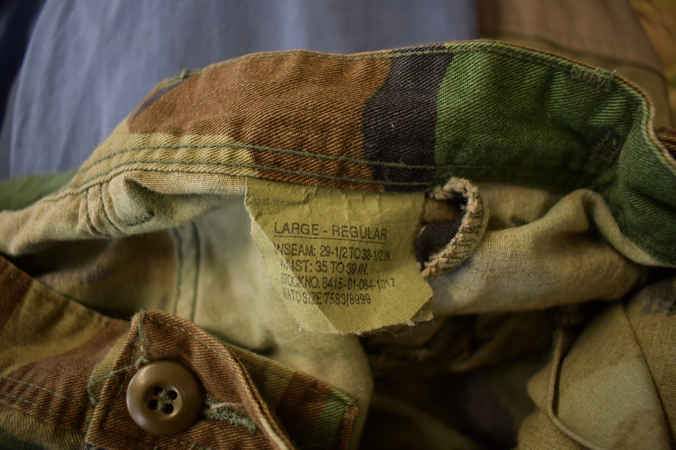 Vintage 1990s Army Woodland Camouflage Cargo Pants Size 34x29