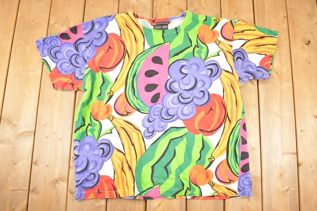 Vintage 1990s Diffusion AOP Fruits Souvenir T-Shirt Men's XL