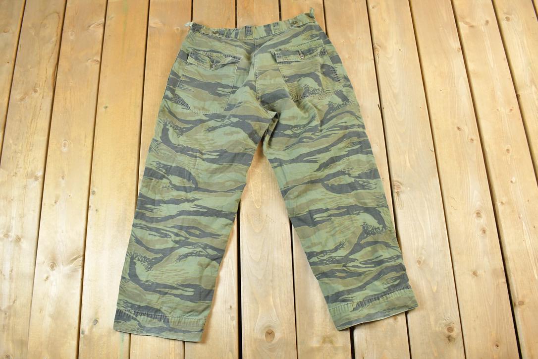 Vintage 1990s Army Tiger Camouflage Cargo Pants Size 28