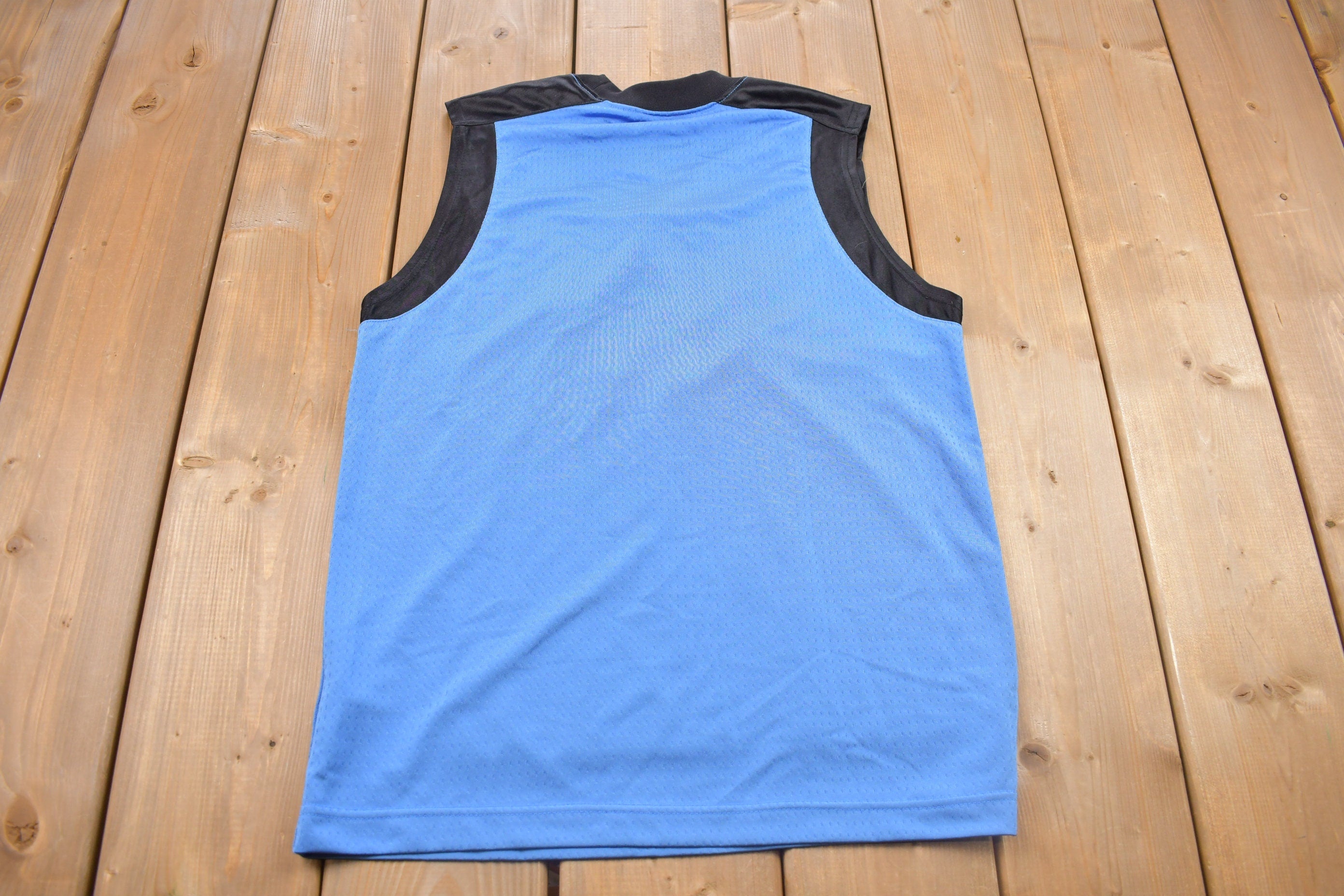 Vintage 1990s UNC Nike Basketball Graphic Youth Jersey
