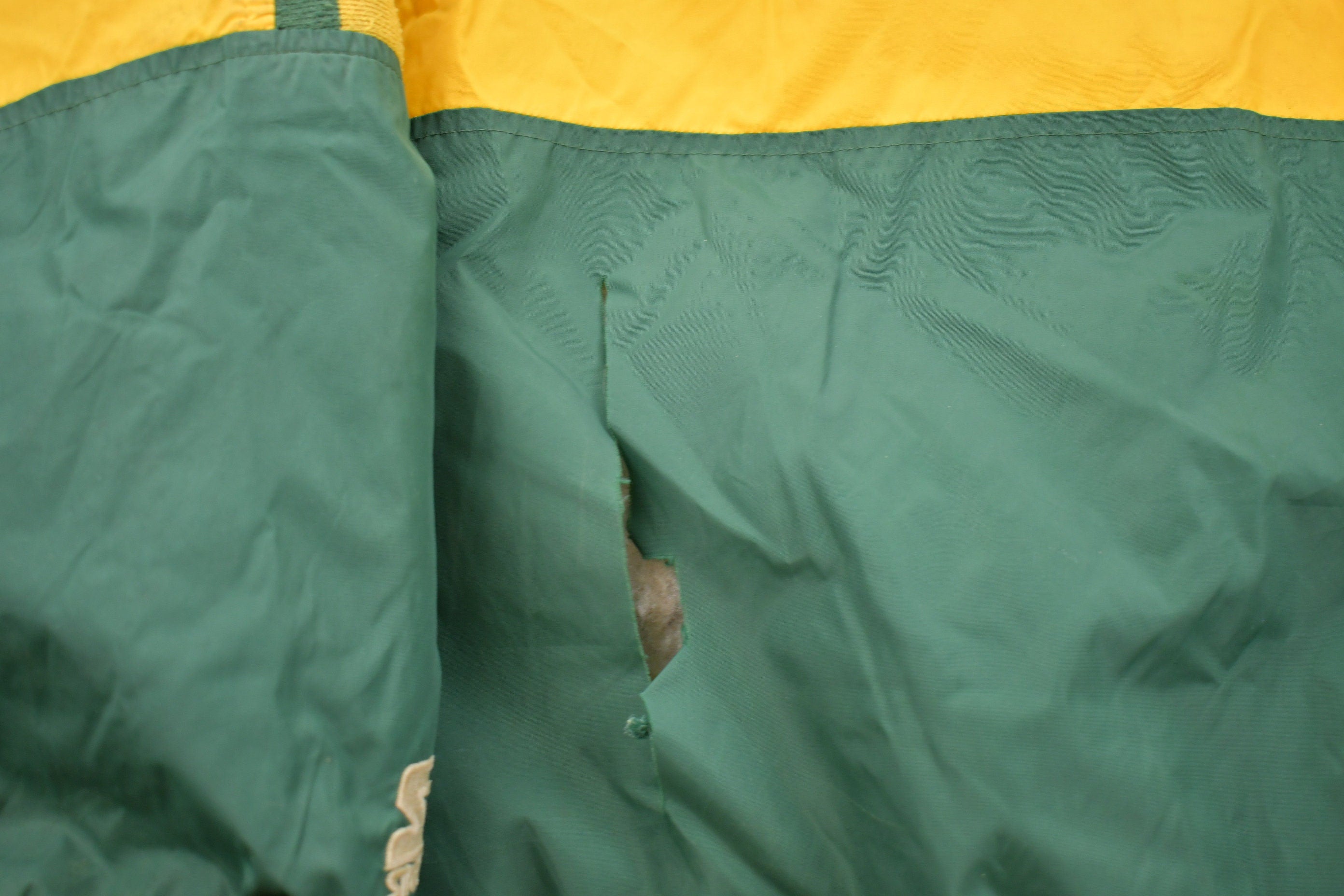 Vintage 1990s Green Bay Packers NFL Starter Puffer Jacket