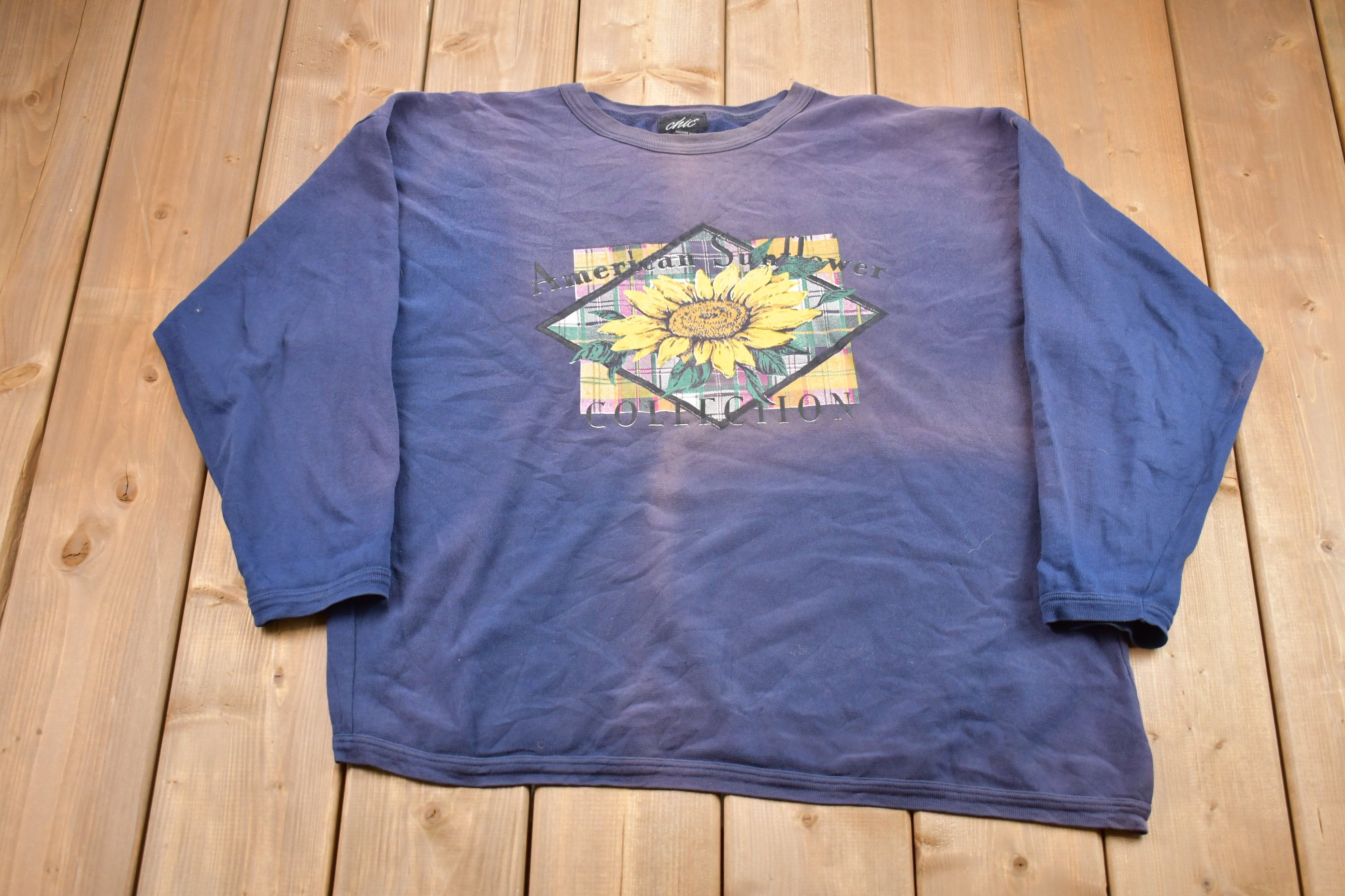 Vintage 1990s Sunflower Chic Graphic Crewneck