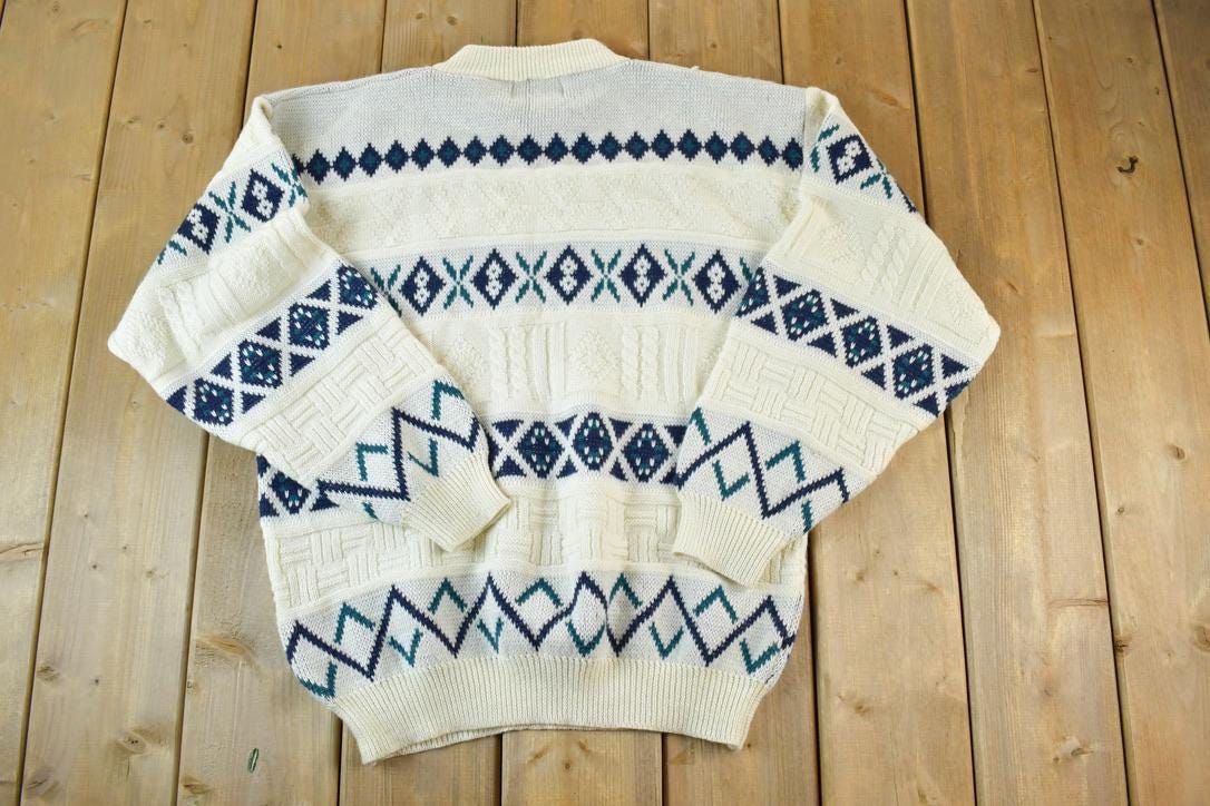 Vintage 1990s Arrow Sport Knit Abstract Pattern Crewneck Sweater /
